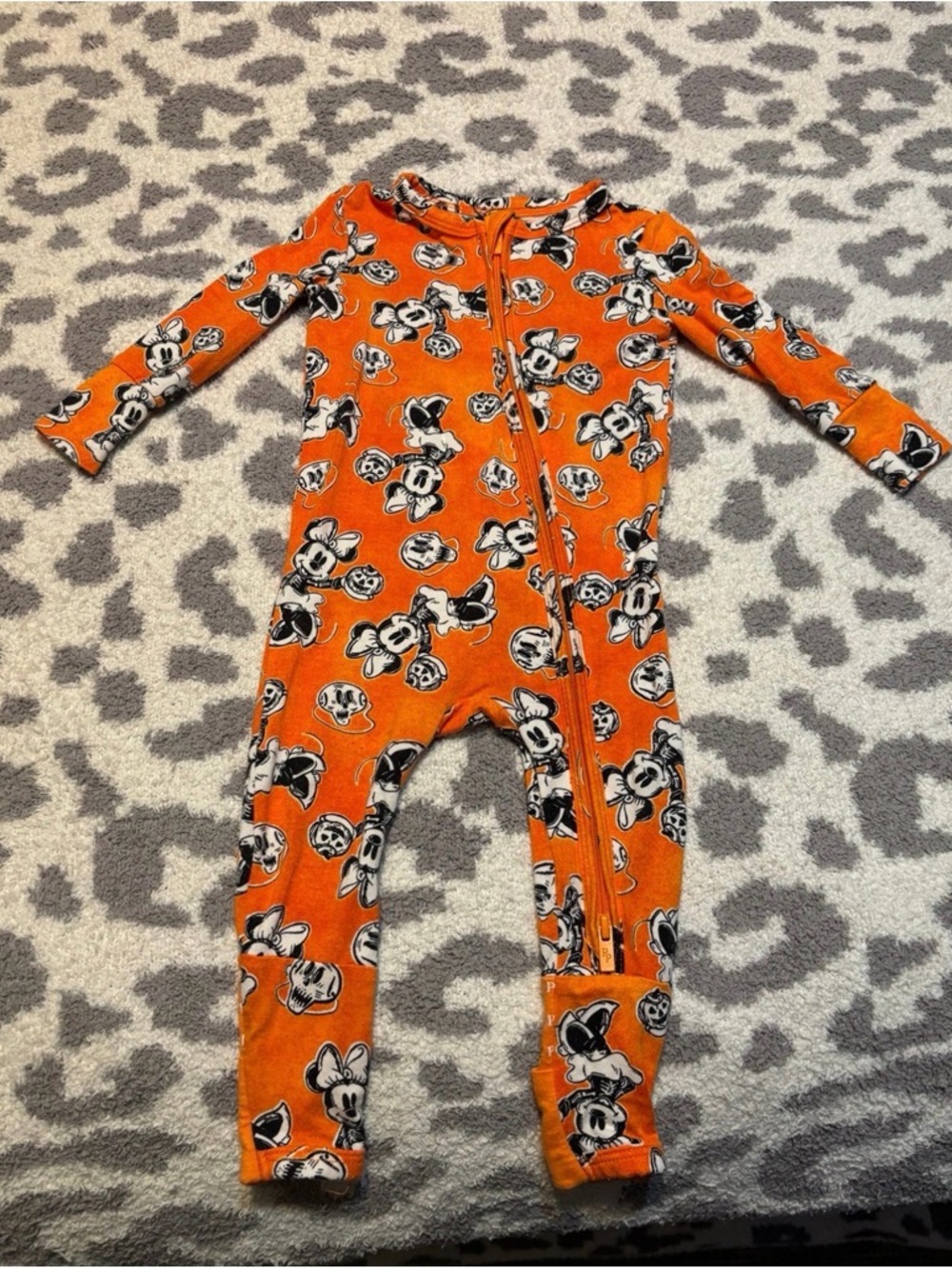Posh peanut Disney Minnie Mouse Halloween zip up bodysuit pajamas 3-6months